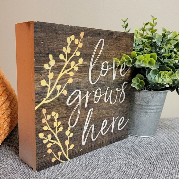 Rustic Wooden Sign - Picture 2 of 2